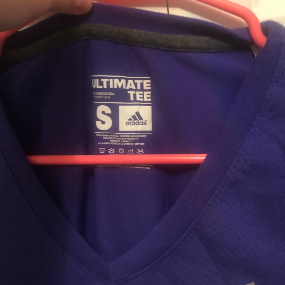 Basic ADIDAS tee - Picture 3 of 3